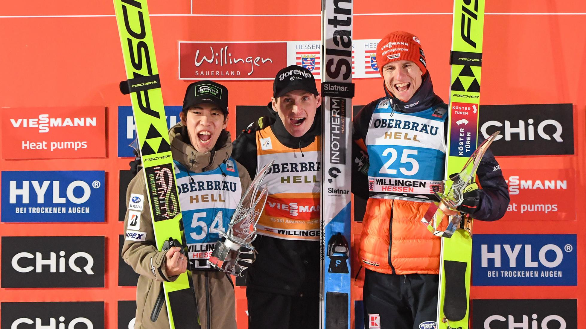 Domen Prevc springt auch in Willingen in eigener Liga - Karl Geiger auf dem Podest 